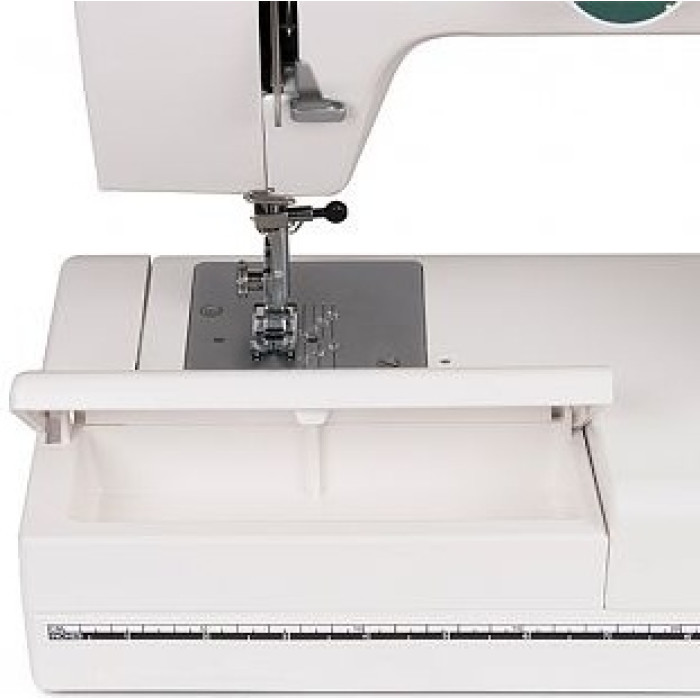 Janome L-394 / LE 22 белый