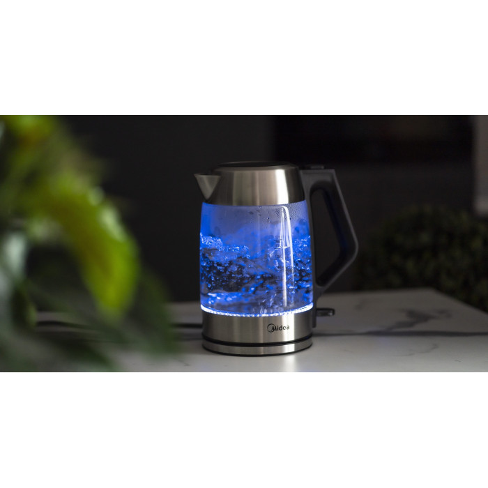 Электрочайник Midea MK-17G01F черный