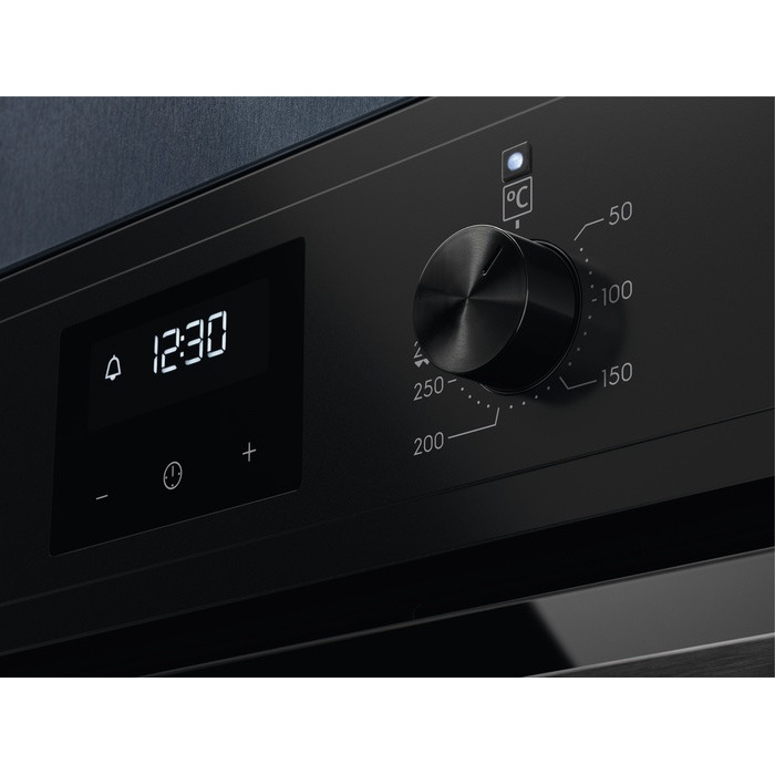 Electrolux EOF 3H40 TH черный
