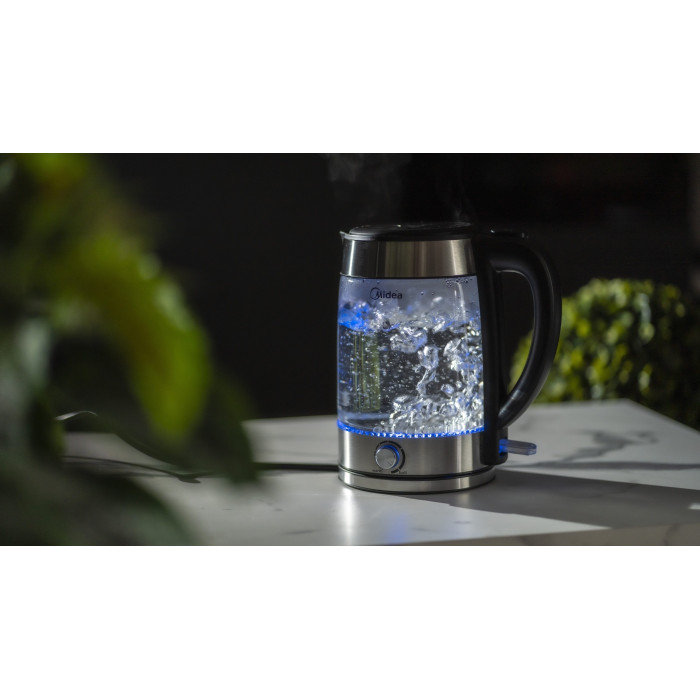 Электрочайник Midea MK-17G01E черный