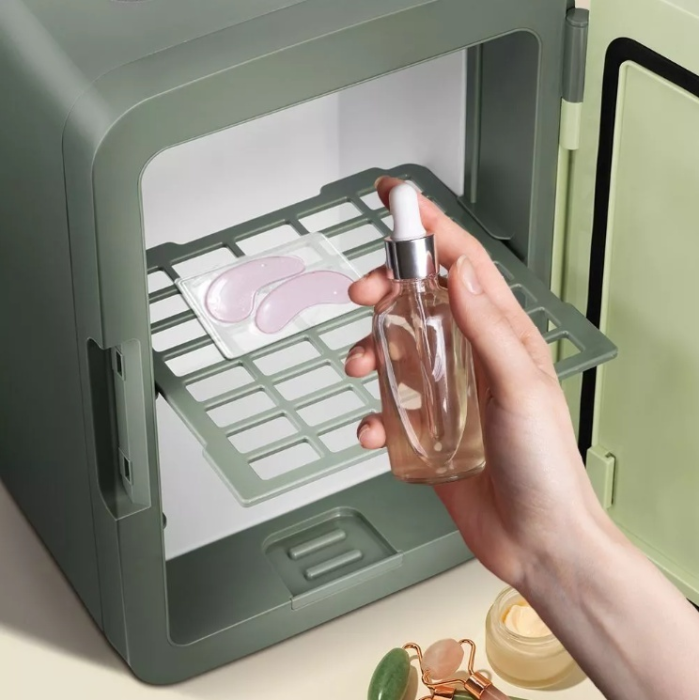 Холодильник Kitfort КТ-4116	 23х28х34 см