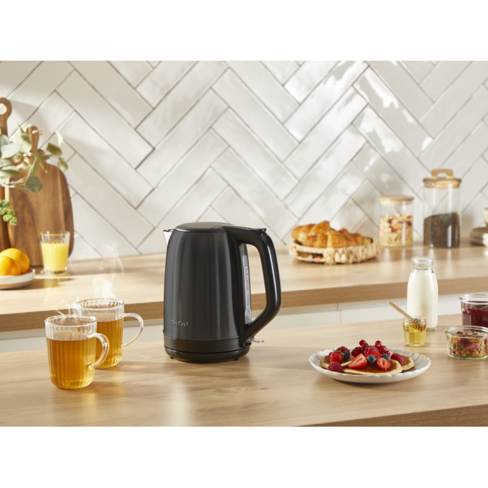 Электрочайник Tefal Subito KO5S08E0 черный