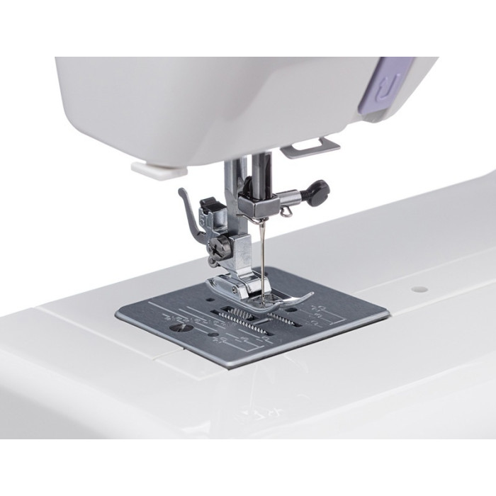 Janome JUNO 1815 белый, фиолетовый