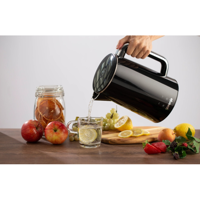 Электрочайник Gorenje K17DWD черный