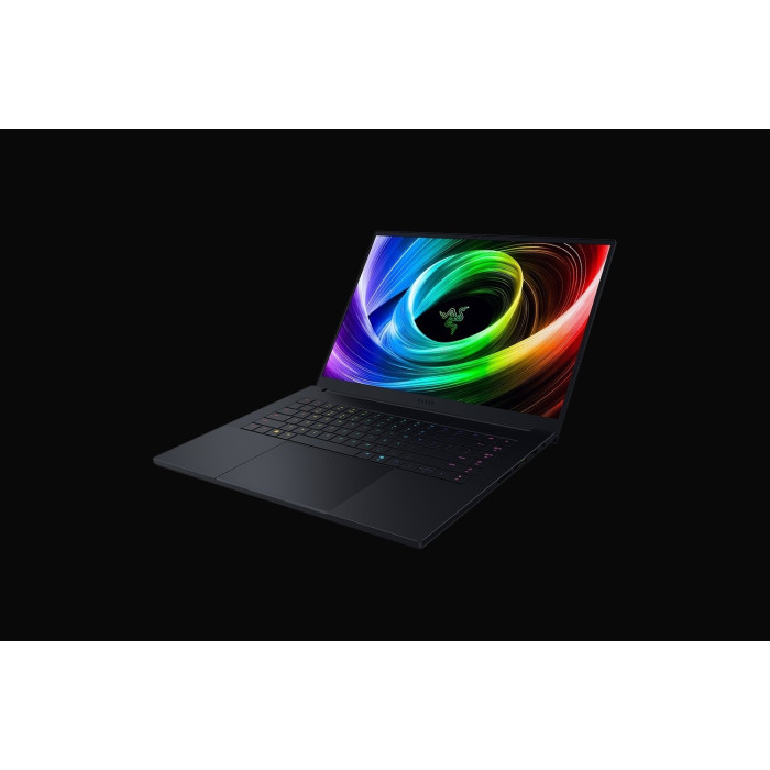 Razer Blade 18 18' / 32 Гб / SSD 1000 Гб / Win 11 Home / RZ09-05297ER3-R3E1
