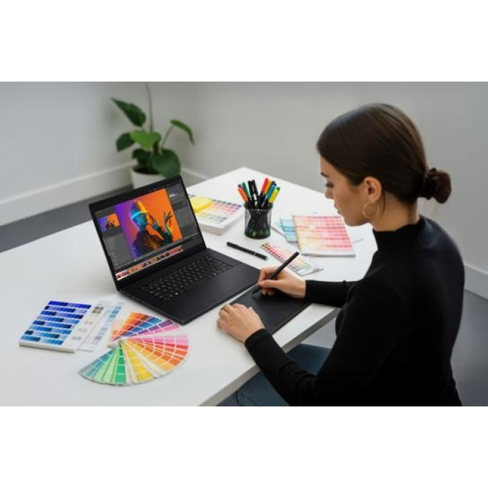 ASUS ProArt P16 16' / 32 Гб / SSD 2048 Гб / Win 11 Pro / 90NB15L1-M00630 / H7606WM-RJ040X