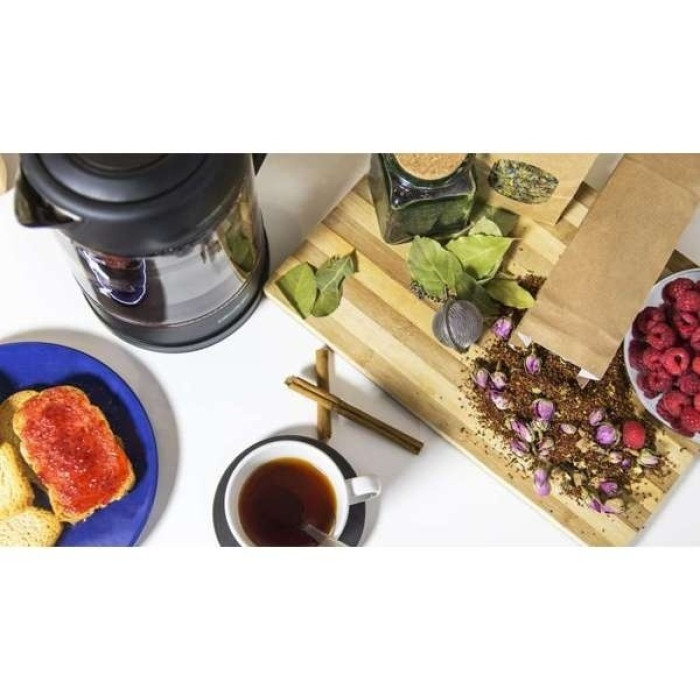 Электрочайник Cecotec 01512 черный