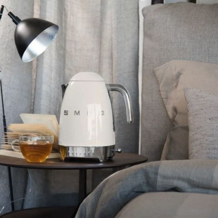 Электрочайник Smeg KLF04CREU бежевый