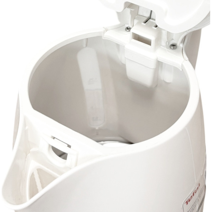 Электрочайник Tefal Silver Ion BF925132 белый