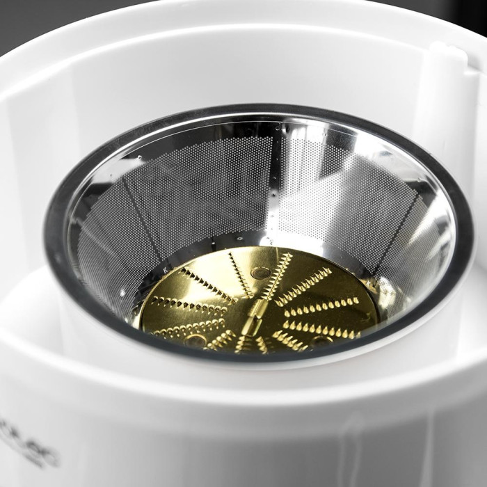 Соковыжималка Cecotec Strong Titanium 19000 белый