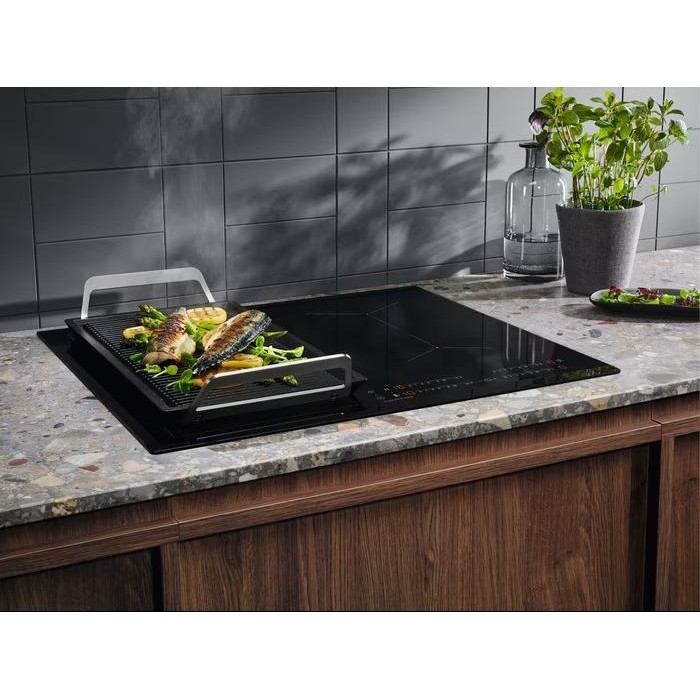 Electrolux EIV 63443 черный