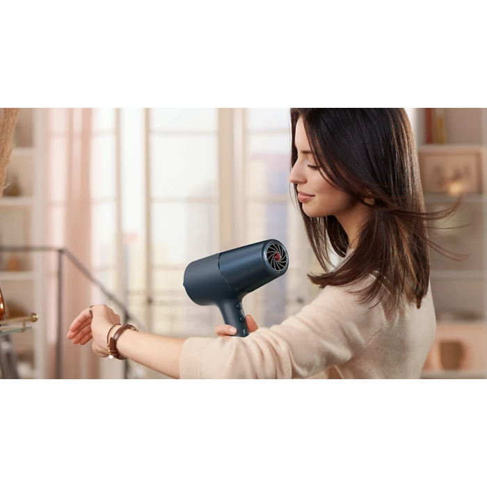 Philips BHD512/00 фен черный