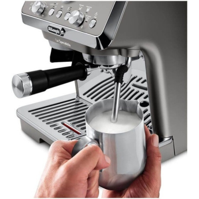 Кофеварка Delonghi / EC9255.T