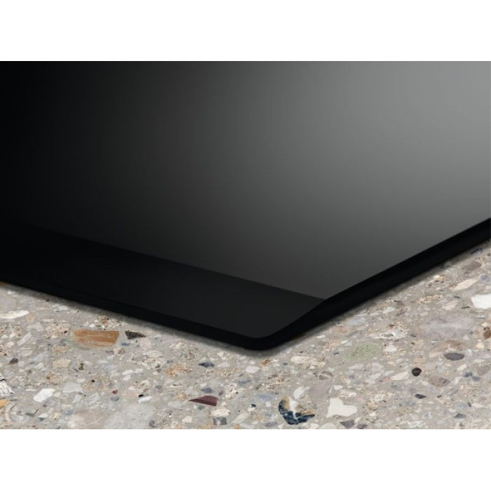 Electrolux EIS 8134 черный