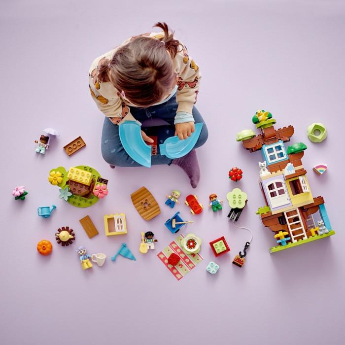 Конструктор LEGO Домик на дереве 3 в 1, деталей 126 шт