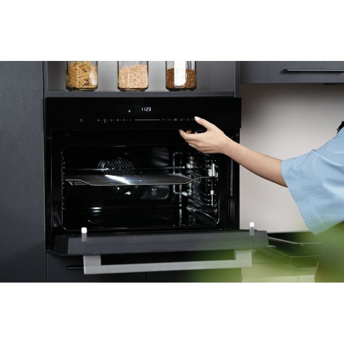 Midea MI9500GB черный