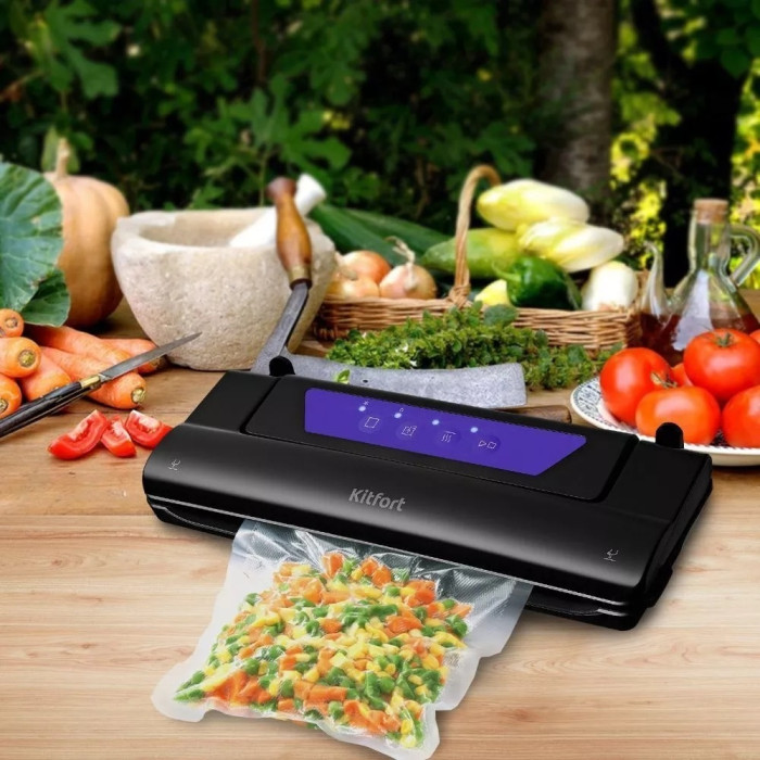 Kitfort KT-1528-1 черный, фиолетовый