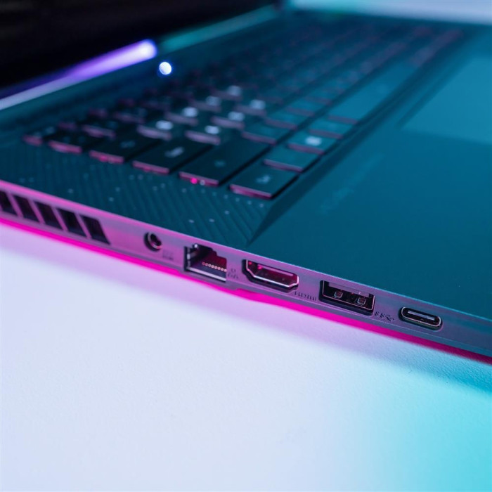 GIGABYTE AORUS 16X 9SG 16" / 16 Гб / SSD 1000 Гб / DOS / 9SG-43KZC54SD