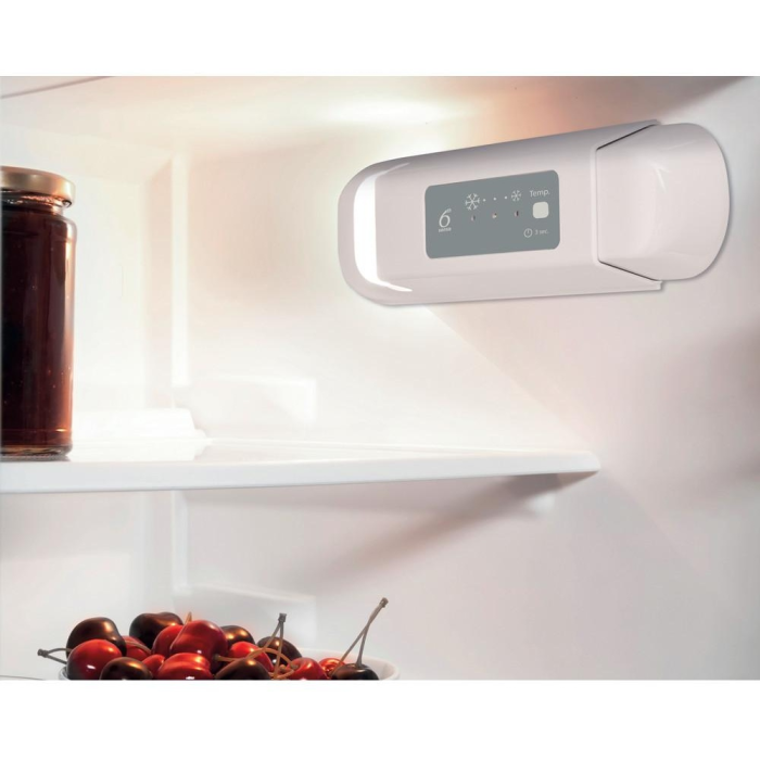 Whirlpool WBUF 011 белый