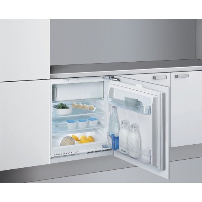 Whirlpool WBUF 011 белый