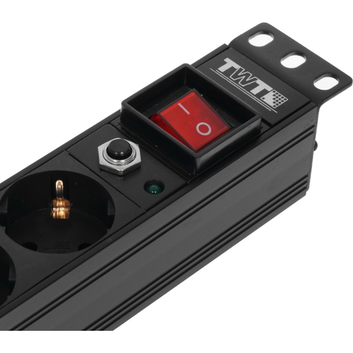 Источник бесперебойного питания Lanmaster TWT-PDU19-10A8P