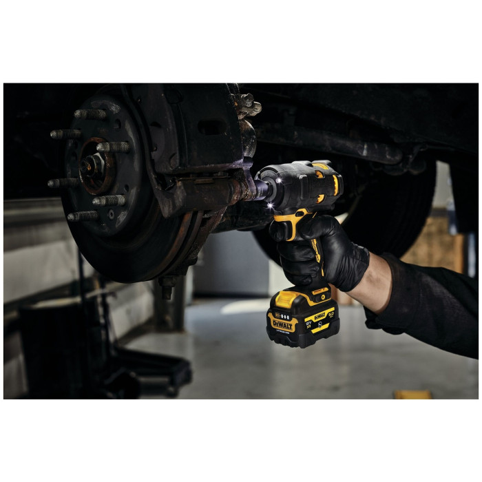 DeWALT гайковерт DCF903P1-QW