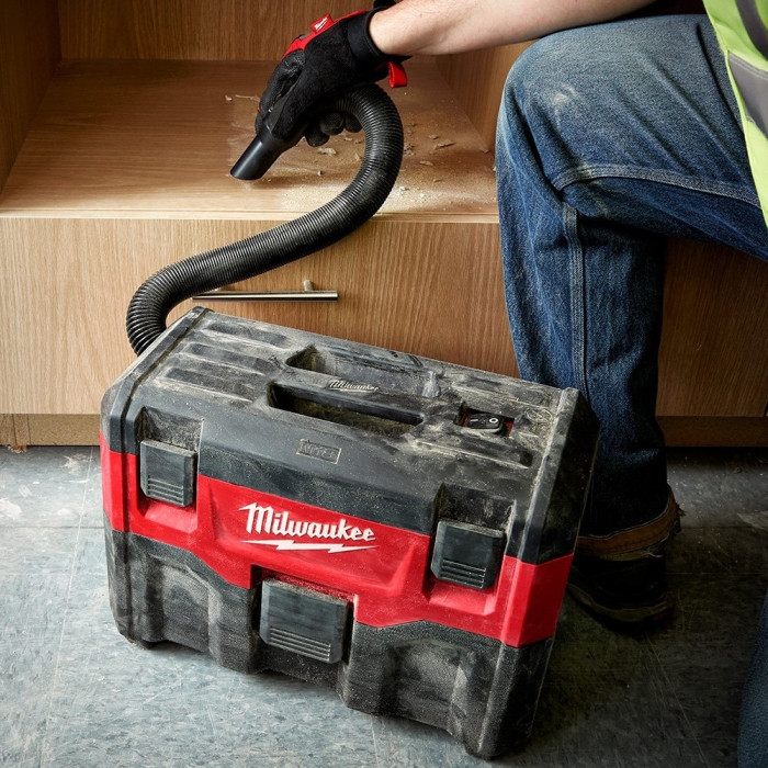 Milwaukee M18 VC2-0 4933464029