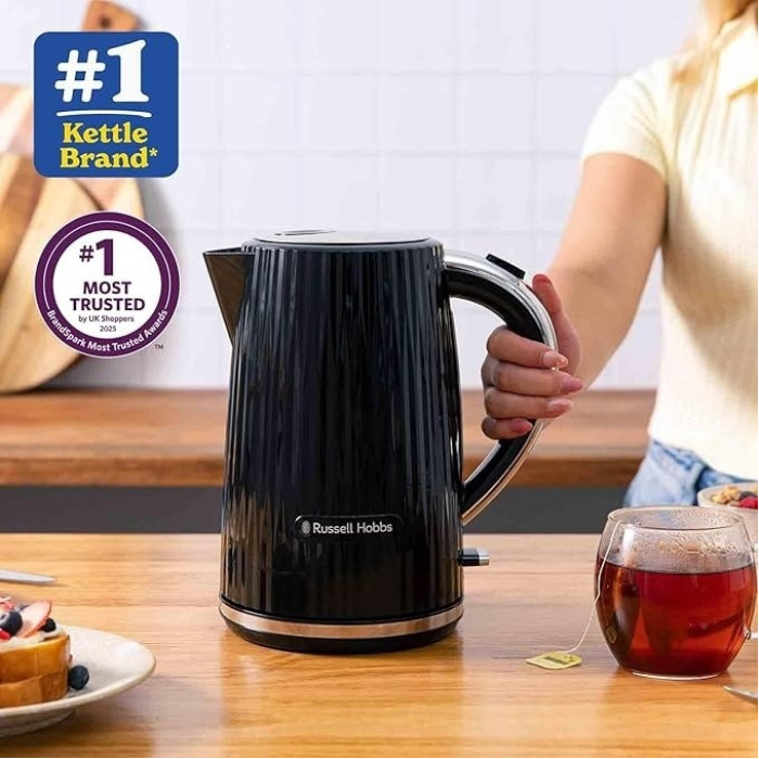 Электрочайник Russell Hobbs 27361-70 черный