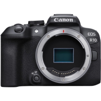 Canon EOS R10 18-150 IS STM