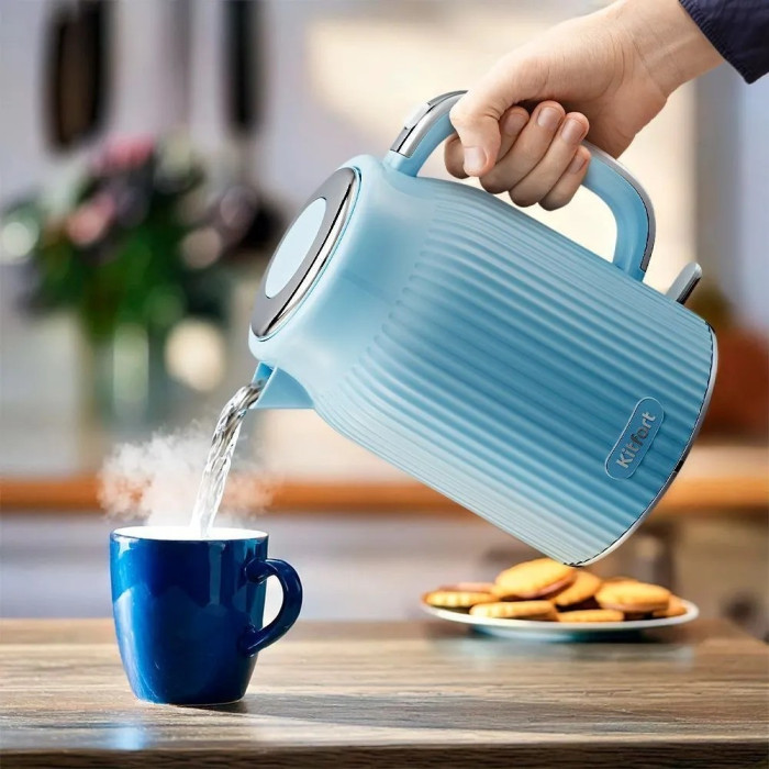 Электрочайник Kitfort КТ-6790 голубой