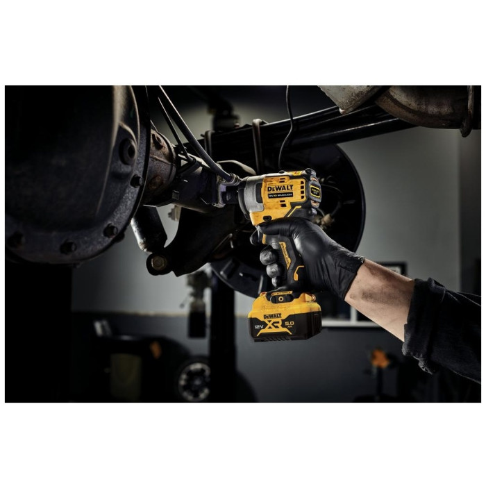 DeWALT гайковерт DCF901P1-QW