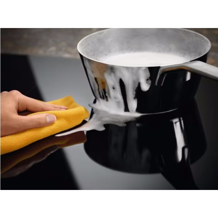 Electrolux LIB 60420 CK черный