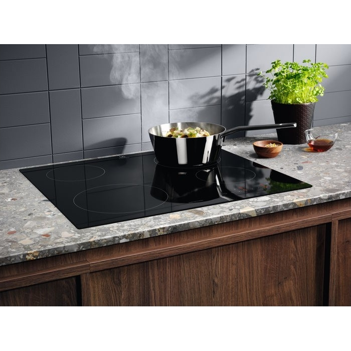 Electrolux LIB 60420 CK черный
