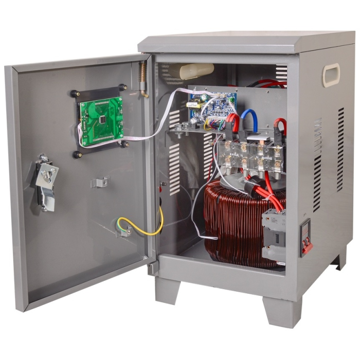 Стабилизатор напряжения Ресанта АСН-15000/1-Ц