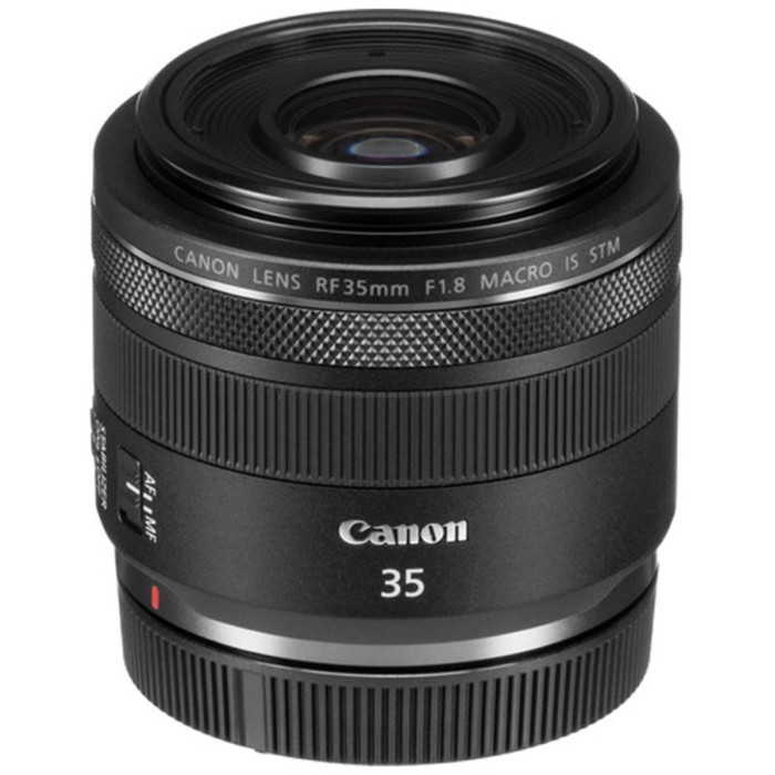 Canon RF 35mm f/1.8 Macro IS STM