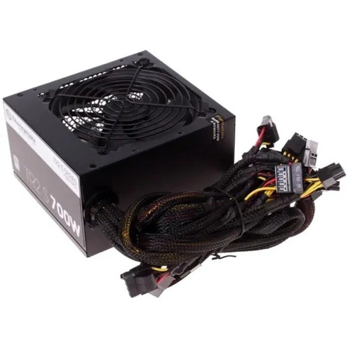 Thermaltake TR2 S 700 Вт