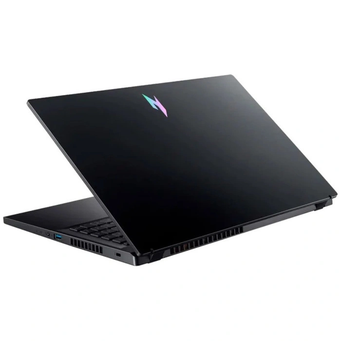 Acer ANV15-41 15.6" / 16 Гб / SSD 512 Гб / DOS / NH.QSHER.002