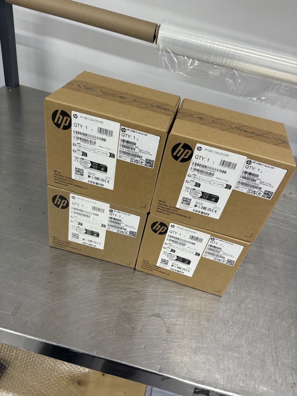 Поставка HP USB-C док-станций